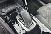 Peugeot 2008 GT 1.2 PureTech EAT8