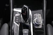 BMW Seria 5 520i Sport Line