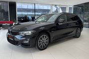 BMW Seria 3 330e xDrive M Sport sport-aut