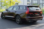 Volvo V60 B4 D Momentum Pro