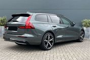 Volvo V60 B4 Ultra Dark