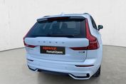 Volvo XC60 B5 B AWD Plus Dark aut
