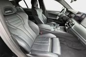 BMW Seria 5 M550i xDrive