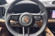 Porsche Cayenne E-Hybrid Black Edition
