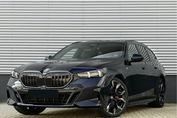 BMW Seria 5 Touring 540d xDrive M Sport