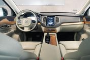 Volvo XC90 B5 D AWD Momentum Pro