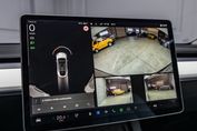 Tesla Model Y Long Range  Dual Motor AWD
