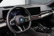 BMW Seria 5 530e xDrive M Sport