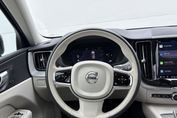 Volvo XC60 B4 D AWD Plus Dark aut