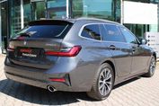 BMW Seria 3 Touring 320d Sport Line