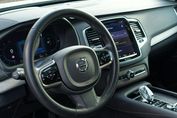 Volvo XC90 T8 AWD Plug-In Hybrid Ultimate Dark 7os aut