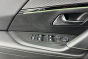 Peugeot 2008 GT 1.2 PureTech EAT8