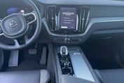 Volvo XC60 B5 B AWD Plus Dark