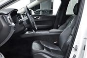 Volvo XC60 B4 D AWD Momentum Pro aut