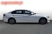 BMW Seria 3 318i