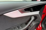 Audi A4 40 TFSI quattro S Line