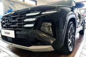 Hyundai Tucson 1.6 T-GDi HEV Smart Black 2WD aut