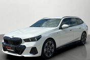 BMW Seria 5 Touring 520d xDrive M Sport
