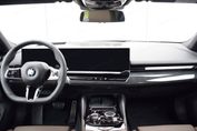 BMW Seria 5 520d xDrive M Sport