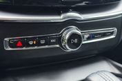 Volvo XC60 B4 D Momentum Pro