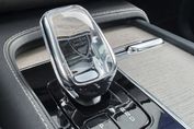 Volvo XC90 T8 AWD Plug-In Hybrid Plus Dark 7os aut