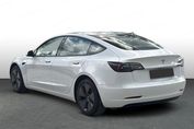 Tesla Model 3 RWD