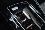 Volkswagen Golf R-Line Plus 1.5 eTSI mHEV