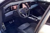Volkswagen Passat R-Line Plus 2.0 TSI DSG