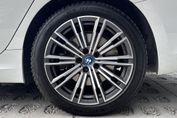 BMW Seria 3 330e xDrive M Sport