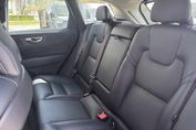 Volvo XC60 B4 B Plus Dark