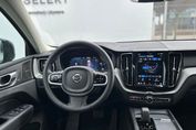 Volvo XC60 B5 B AWD Plus Dark aut