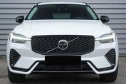 Volvo XC60 B5 AWD Ultra Dark