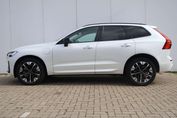 Volvo XC60 T6 Plug-In Hybrid AWD Ultra Dark
