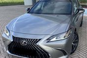 Lexus ES 300h Business Edition 2.5 E-CVT
