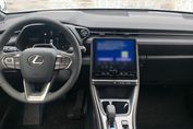Lexus LBX Emotion 1.5 Hybrid