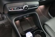 Volvo XC40 B4 Plus Dark