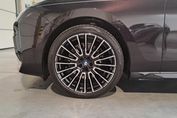 BMW Seria 7 740d xDrive Nero Lusso Edition