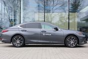 Lexus ES 300h Business Edition