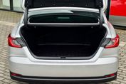 Toyota Camry Executive 2.5 Hybrid Dynamic Force