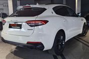 Maserati Levante GT AWD Nerissimo Sport