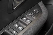Peugeot 208 Edition e-DCS6 1.2 mHEV