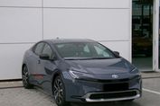 Toyota Prius Prestige 2.0 Hybrid Plug-in