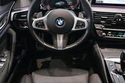 BMW Seria 5 530d xDrive mHEV M Sport sport-aut