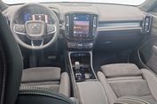Volvo XC40 B3 Plus Dark aut