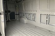 Volkswagen Crafter L4H3 AT8
