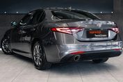 Alfa Romeo Giulia 2.0 Turbo