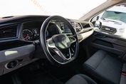 Volkswagen Caravelle T6.1 L2H1 AT