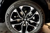 MG S9 Exclusive