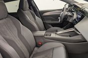Peugeot 408 GT 1.2 mHEV e-DCS6