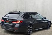 BMW Seria 5 Touring 520d xDrive M Sport